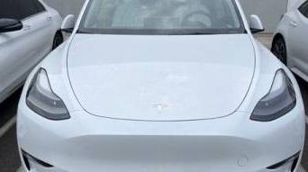 TESLA MODEL Y 2022 7SAYGDEF4NF545875 image